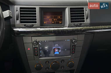 Хетчбек Opel Signum 2003 в 