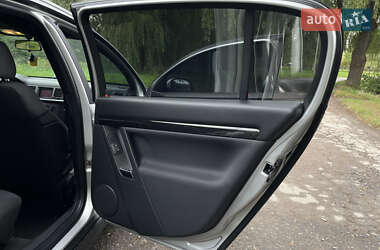 Хетчбек Opel Signum 2003 в 
