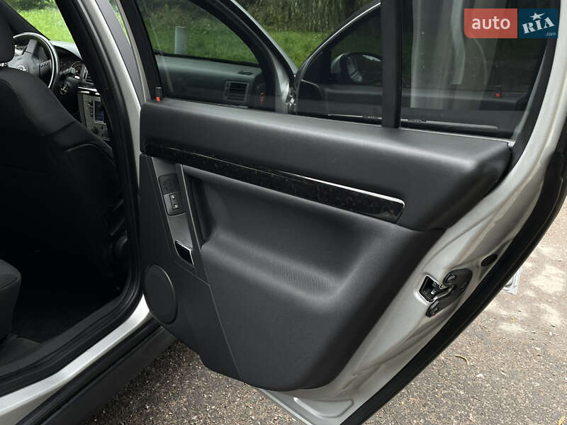 Хэтчбек Opel Signum 2003 в Ровно