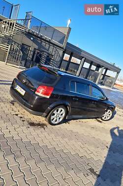 Хэтчбек Opel Signum 2003 в 