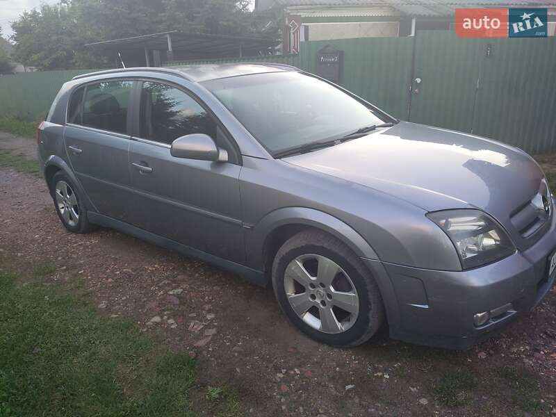 Хэтчбек Opel Signum 2003 в Нововолынске