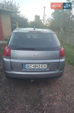 Хэтчбек Opel Signum 2003 в 