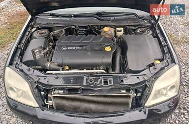 Хэтчбек Opel Signum 2005 в  фото 17 Хэтчбек Opel Signum 2005 в