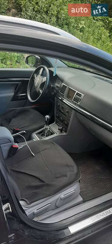 Хэтчбек Opel Signum 2003 в Виннице