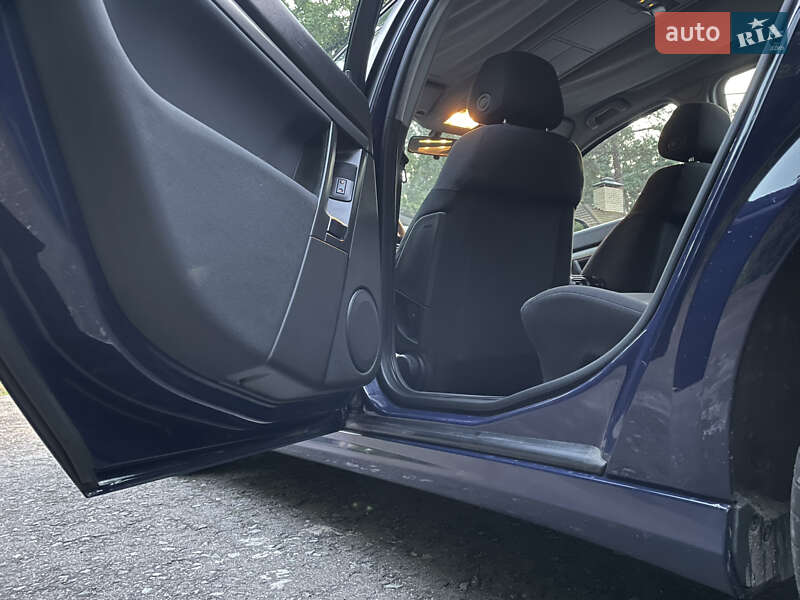 Хэтчбек Opel Signum 2006 в Обухове