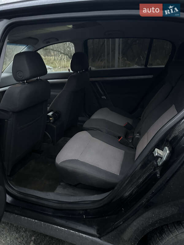 Хэтчбек Opel Signum 2003 в Славуте фото 4 Хэтчбек Opel Signum 2003 в Славуте