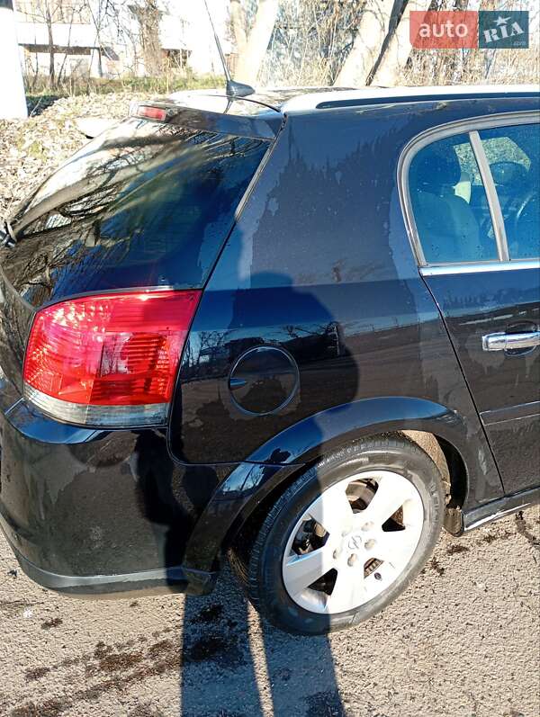 Хэтчбек Opel Signum 2008 в Кропивницком фото 3 Хэтчбек Opel Signum 2008 в Кропивницком