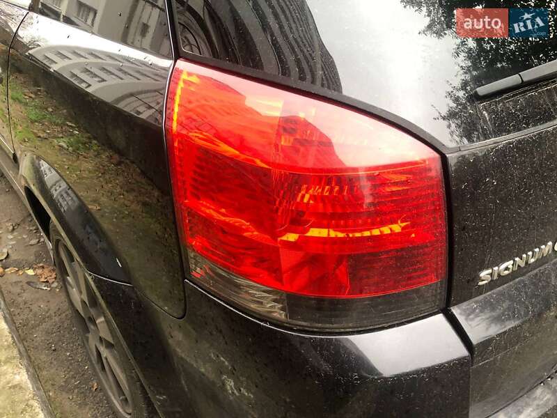 Хэтчбек Opel Signum 2008 в Львове