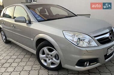 Хетчбек Opel Signum 2006 в Ковелі