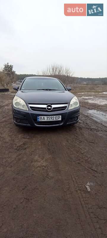 Хэтчбек Opel Signum 2006 в Александровке