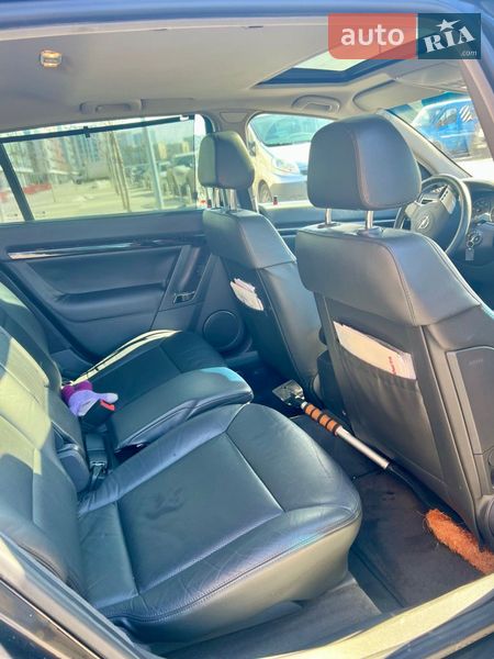 Хэтчбек Opel Signum 2004 в Киеве