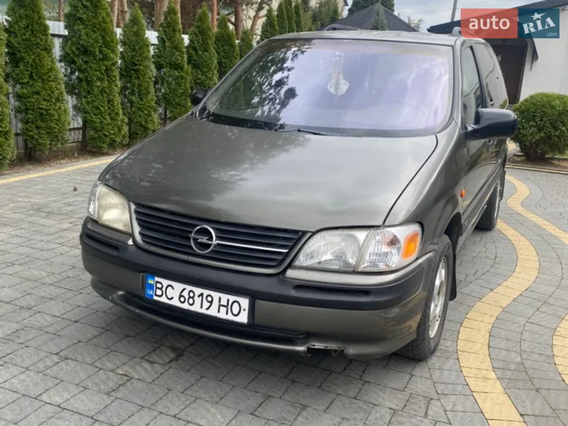 Opel Sintra 1997