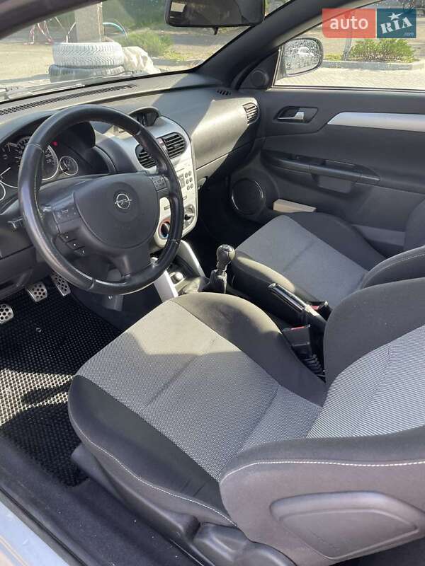 Кабріолет Opel Tigra 2005 в Полтаві