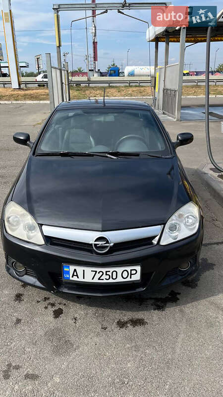Opel Tigra 2005