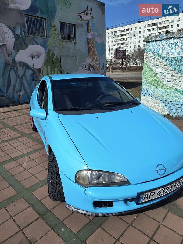 Купе Opel Tigra 1995 в Запорожье