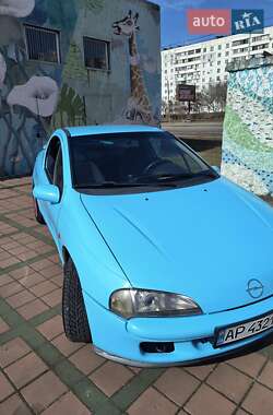 Купе Opel Tigra 1995 в Запорожье