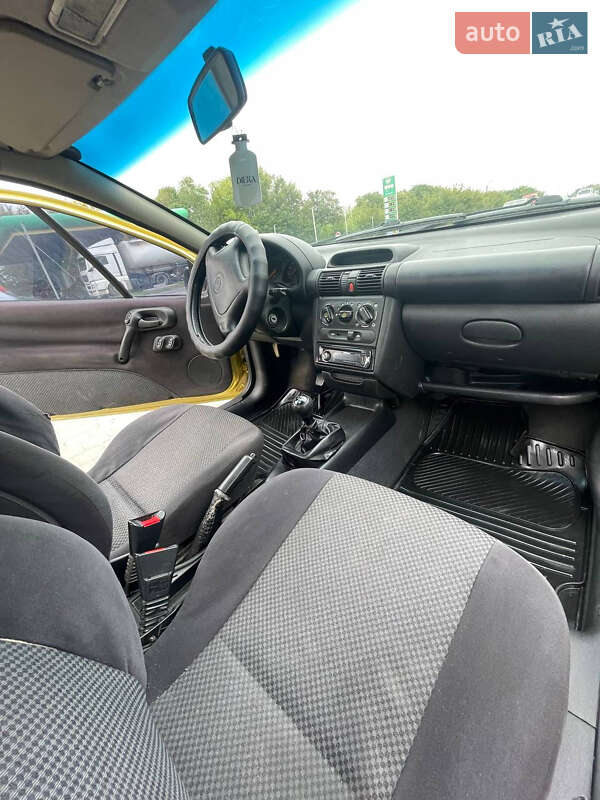 Купе Opel Tigra 1997 в Тернополе