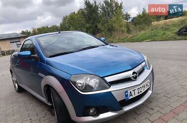 Кабриолет Opel Tigra 2004 в 