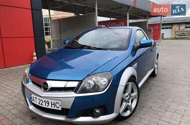 Кабриолет Opel Tigra 2004 в 