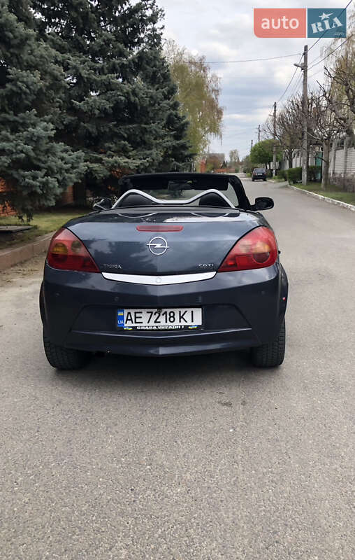 Кабріолет Opel Tigra 2006 в Дніпрі
