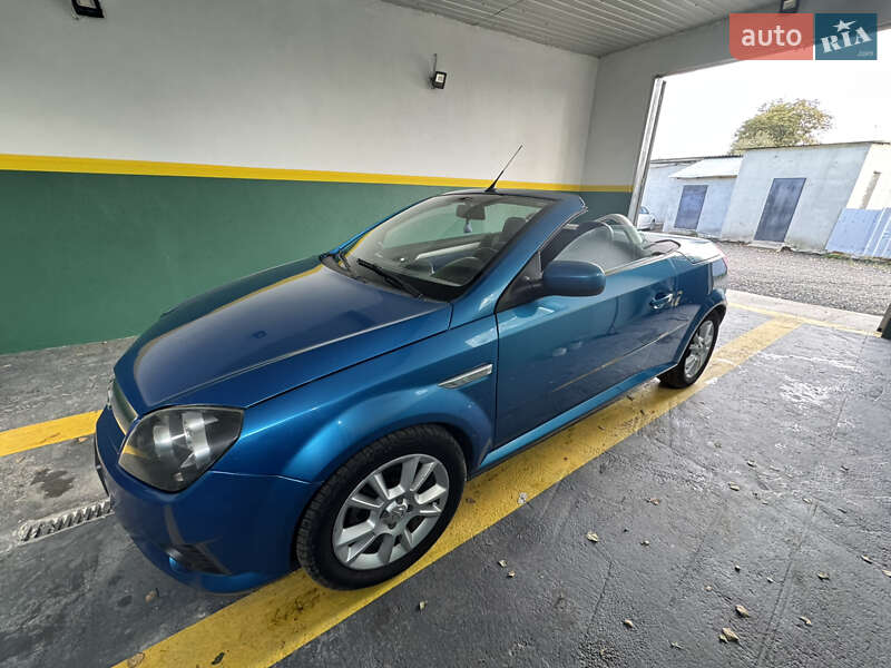 Opel Tigra 2005