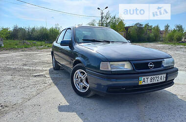 Седан Opel Vectra A 1992 в Ивано-Франковске