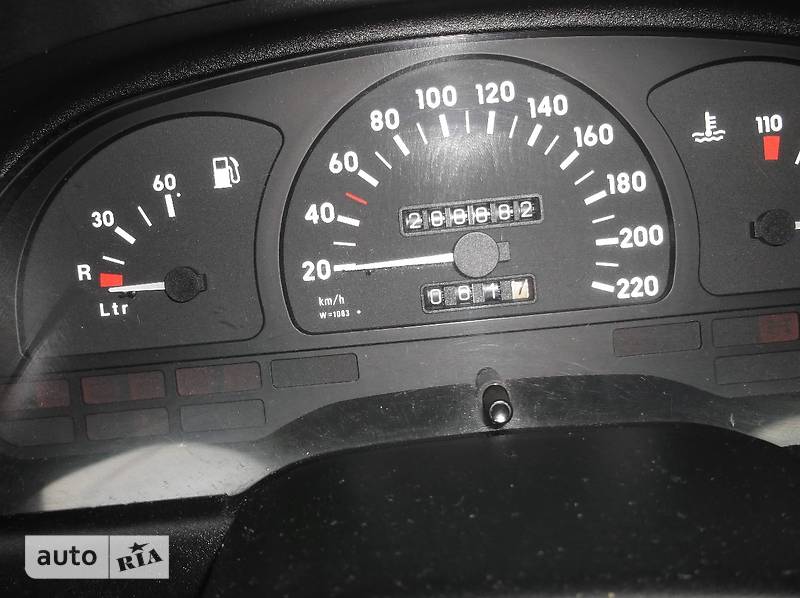 Седан Opel Vectra 1989 в Киеве