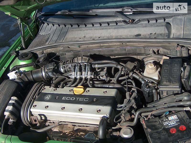 Хэтчбек Opel Vectra 1996 в Киеве