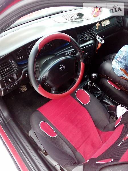 Хетчбек Opel Vectra 1998 в Хмельницькому фото 4 Хетчбек Opel Vectra 1998 в Хмельницькому