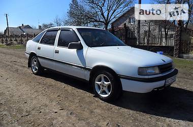 Хэтчбек Opel Vectra 1989 в Луцке