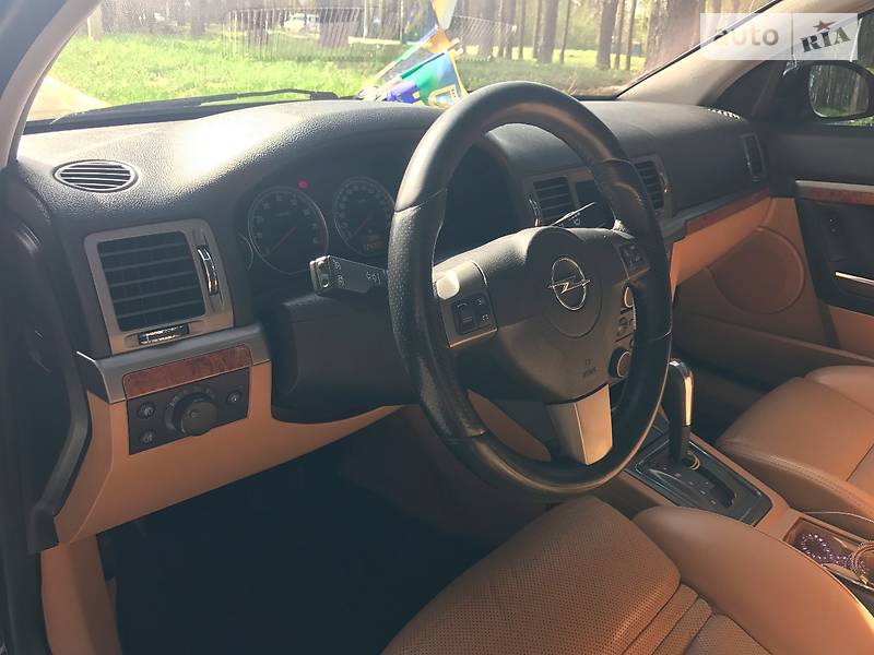 Седан Opel Vectra 2008 в Ирпене