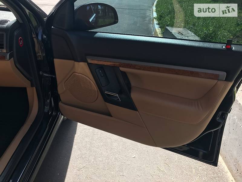 Седан Opel Vectra 2008 в Ирпене