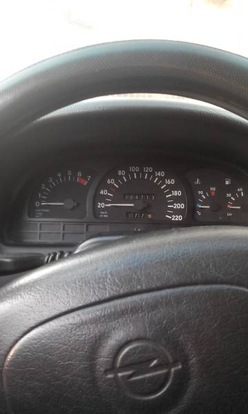 Хетчбек Opel Vectra 1995 в Сумах фото 3 Хетчбек Opel Vectra 1995 в Сумах