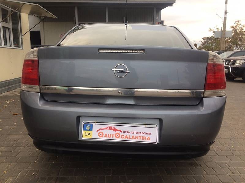 Седан Opel Vectra 2005 в Миколаєві