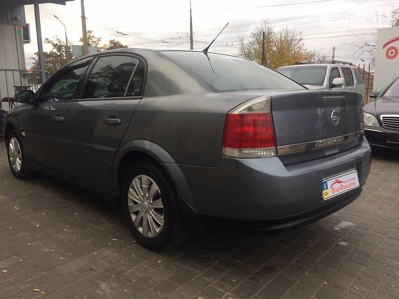 Седан Opel Vectra 2005 в Миколаєві