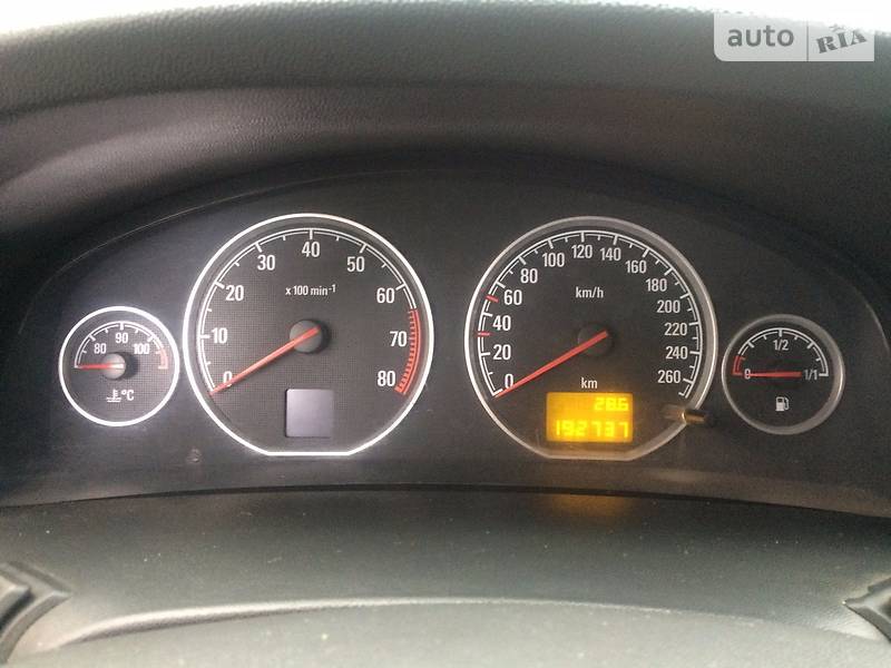 Седан Opel Vectra 2005 в Миколаєві