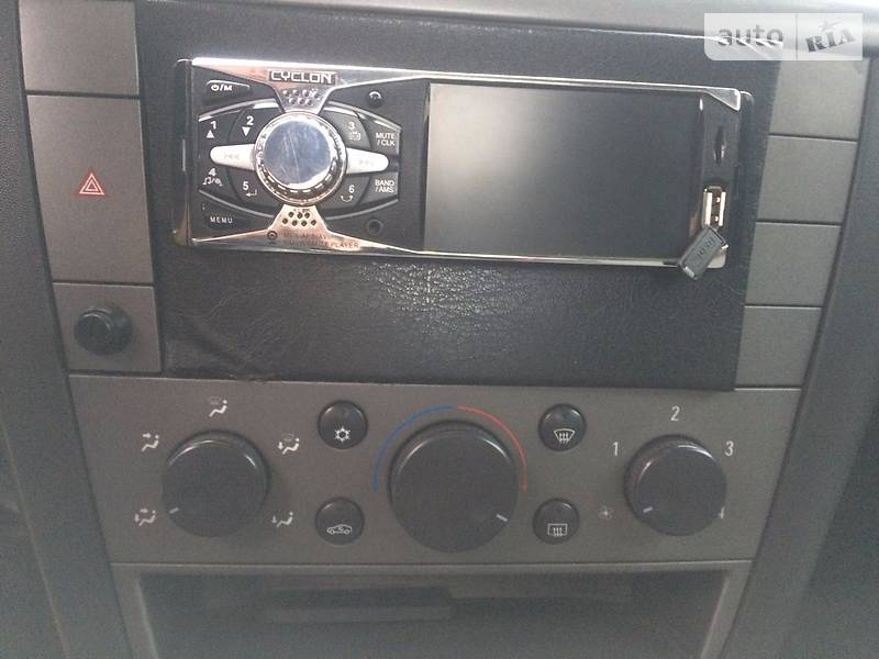 Седан Opel Vectra 2005 в Миколаєві