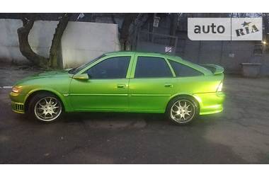 Хэтчбек Opel Vectra 1996 в 