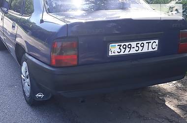 Седан Opel Vectra 1990 в Буске