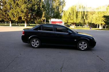 Седан Opel Vectra 2004 в Ромнах