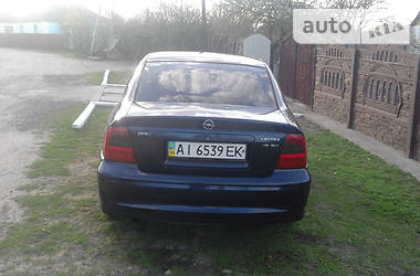 Седан Opel Vectra 1999 в Сквире