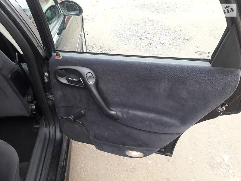 Седан Opel Vectra 1999 в Львові фото 11 Седан Opel Vectra 1999 в Львові