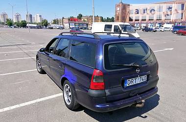 Универсал Opel Vectra 1997 в Киеве