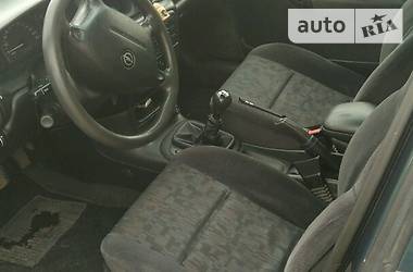 Універсал Opel Vectra 2000 в 