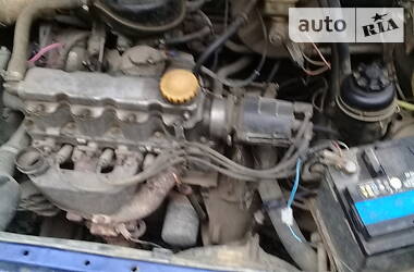 Седан Opel Vectra 1990 в 
