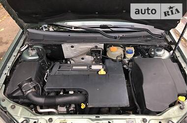 Седан Opel Vectra 2004 в 
