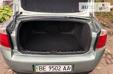Седан Opel Vectra 2004 в 