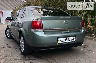 Седан Opel Vectra 2004 в 