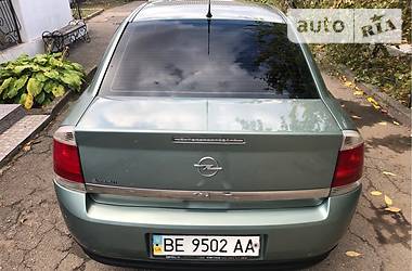 Седан Opel Vectra 2004 в 