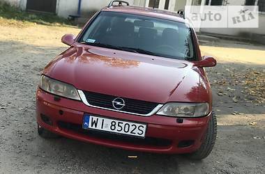 Универсал Opel Vectra 2001 в Черновцах